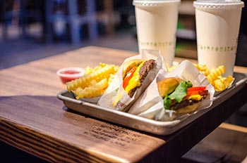 shake shack stock